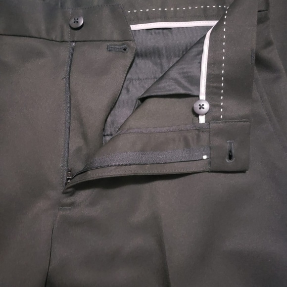 2 VAN-HEUSEN DRESS PANTS - Picture 7 of 8